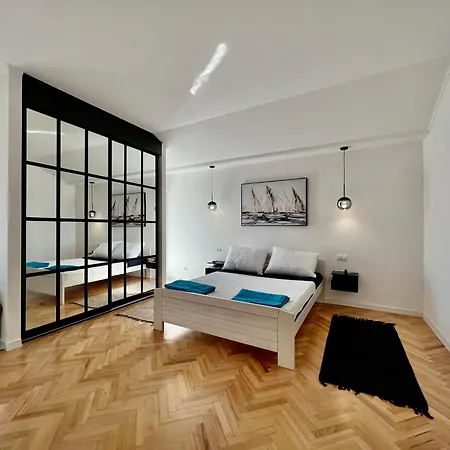 Apartment Aleksandr First Line Sea View Igalo Exterior photo